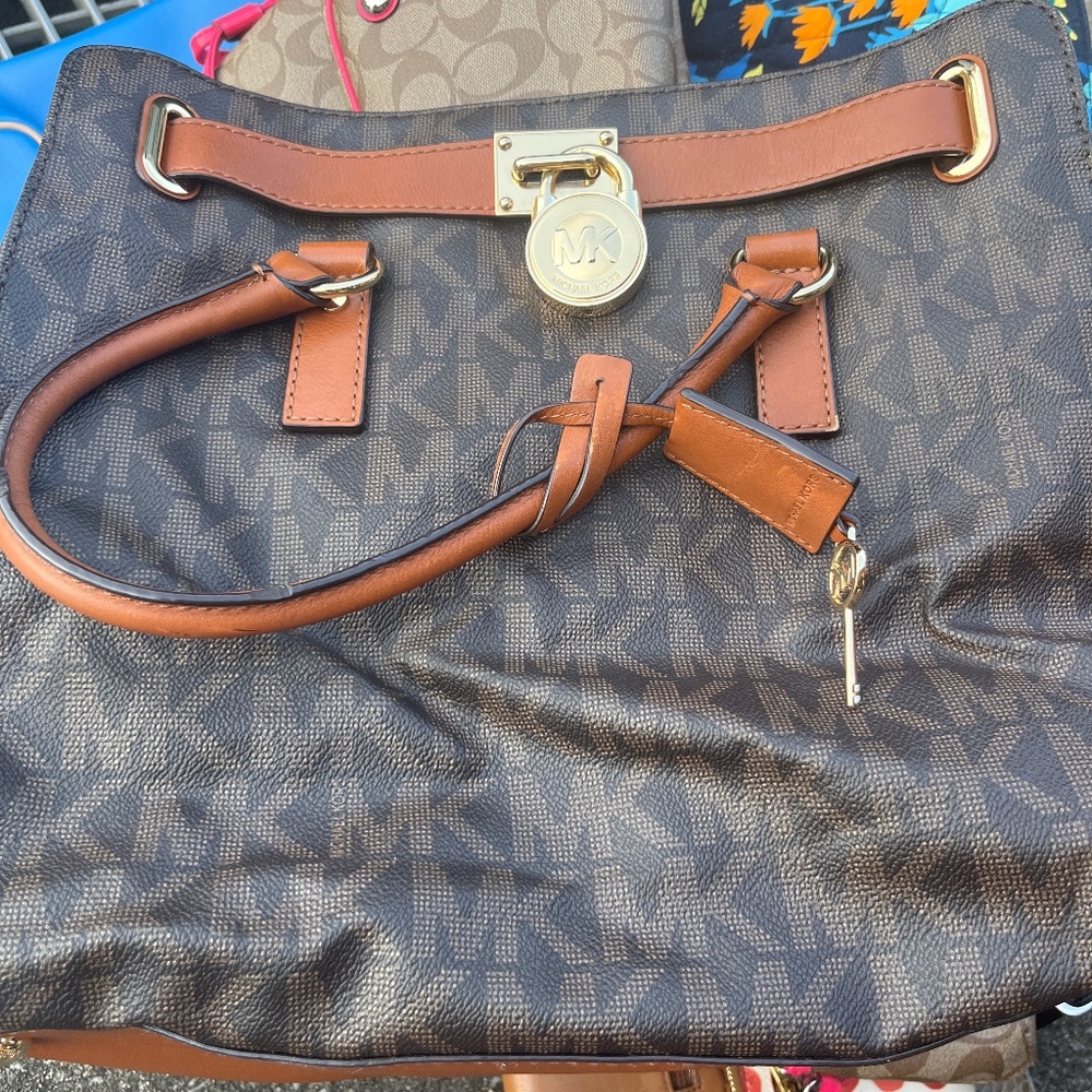 Michael Kors signature tote bag